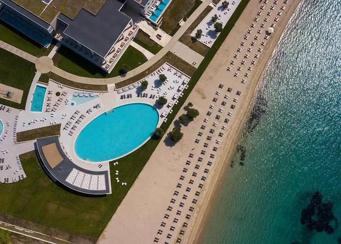 Ammoa Luxury & Hotel