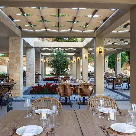 Ammoa Luxury & Hotell 5*