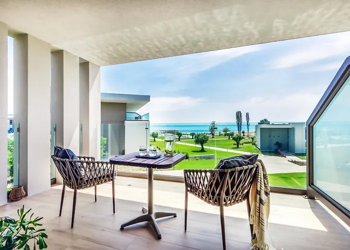 Ammoa Luxury & Νικήτη